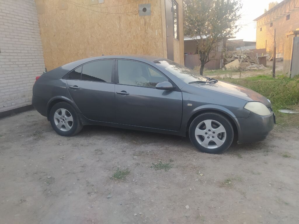 Nissan Primera: 2003 г., 2 л, Механика, Бензин, Хэтчбэк: фото 4