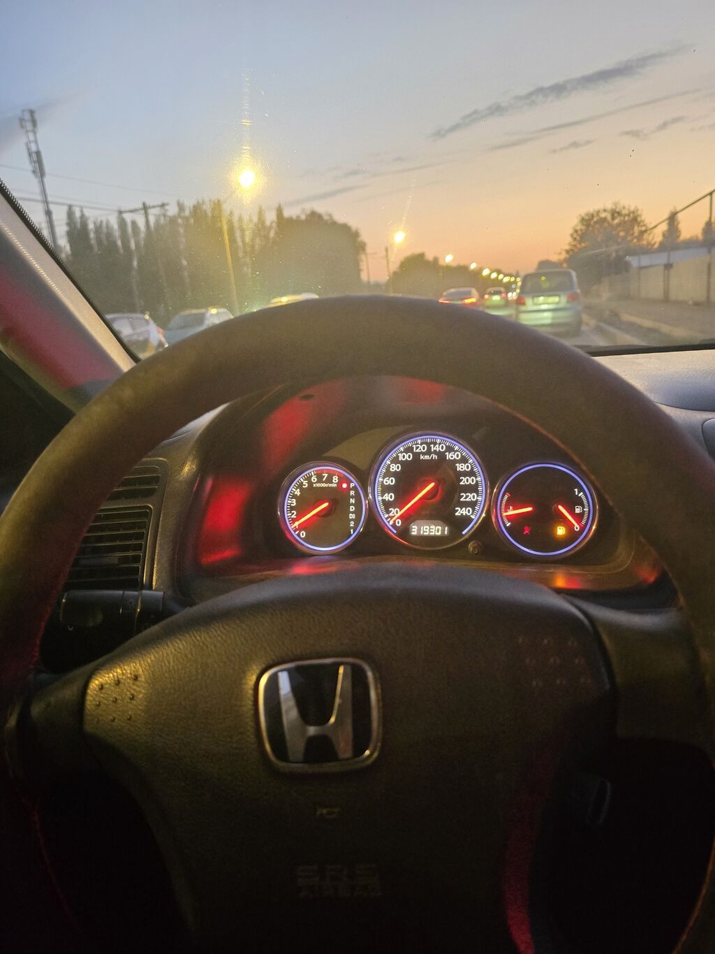 Honda Civic: 2004 г., 1.6 л, Автомат, Бензин, Седан: фото 8