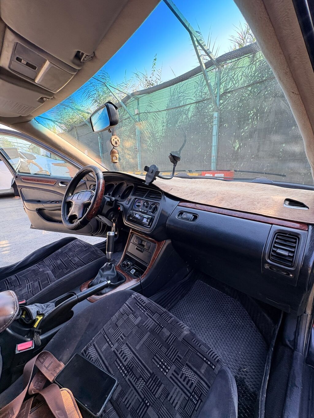 Honda Accord: 2000 г., 1.8 л, Механика, Бензин, Седан: фото 7