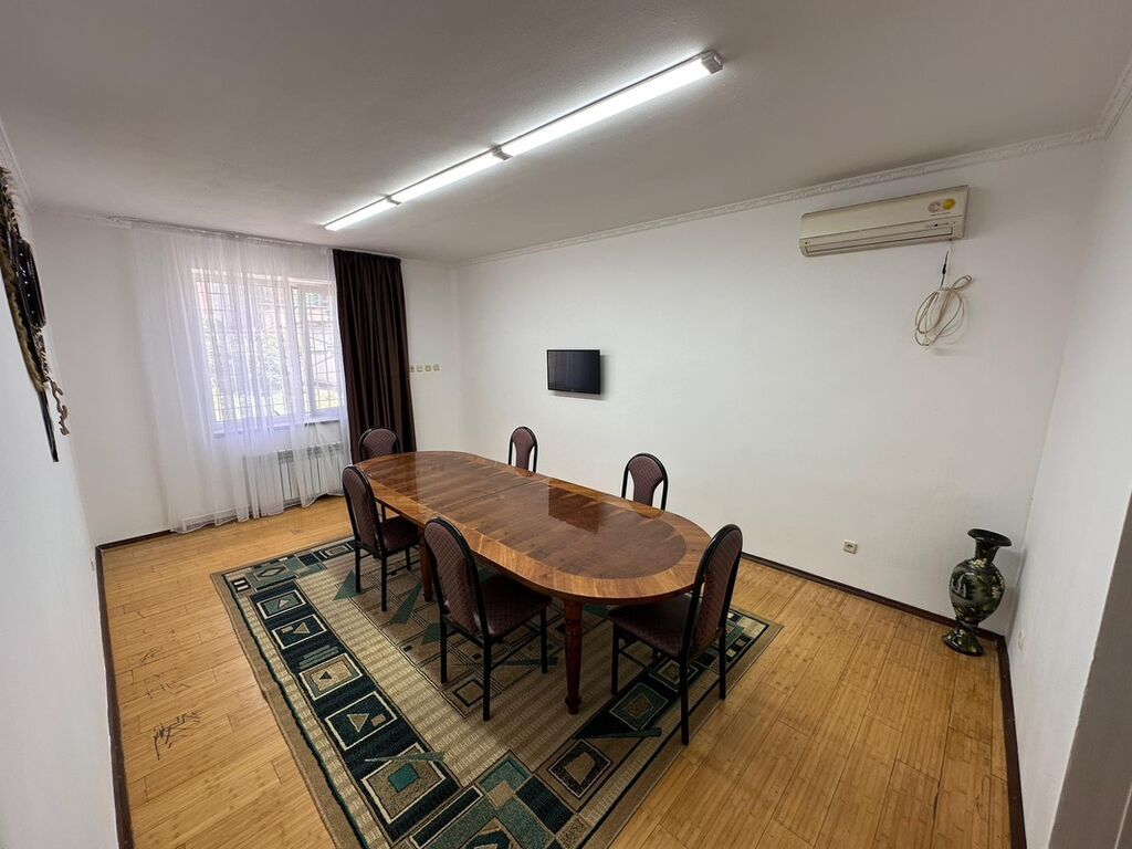 550 м², 12 комнат, Семейным: фото 8