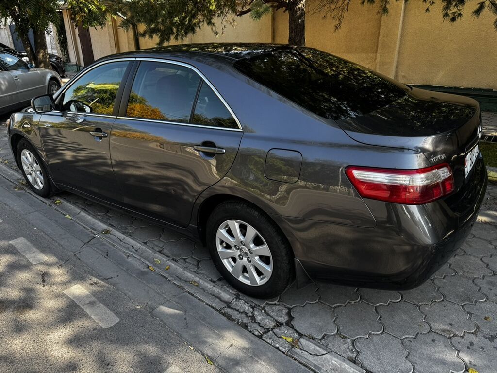 Toyota Camry: 2007 г., 2.4 л, Автомат, Бензин, Седан: фото 2