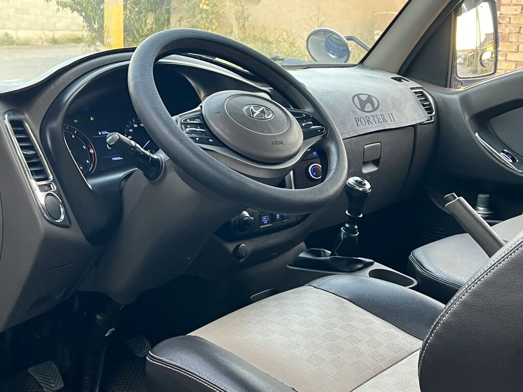 Hyundai Porter II — компактный грузовик с открытой бортовой: фото 8