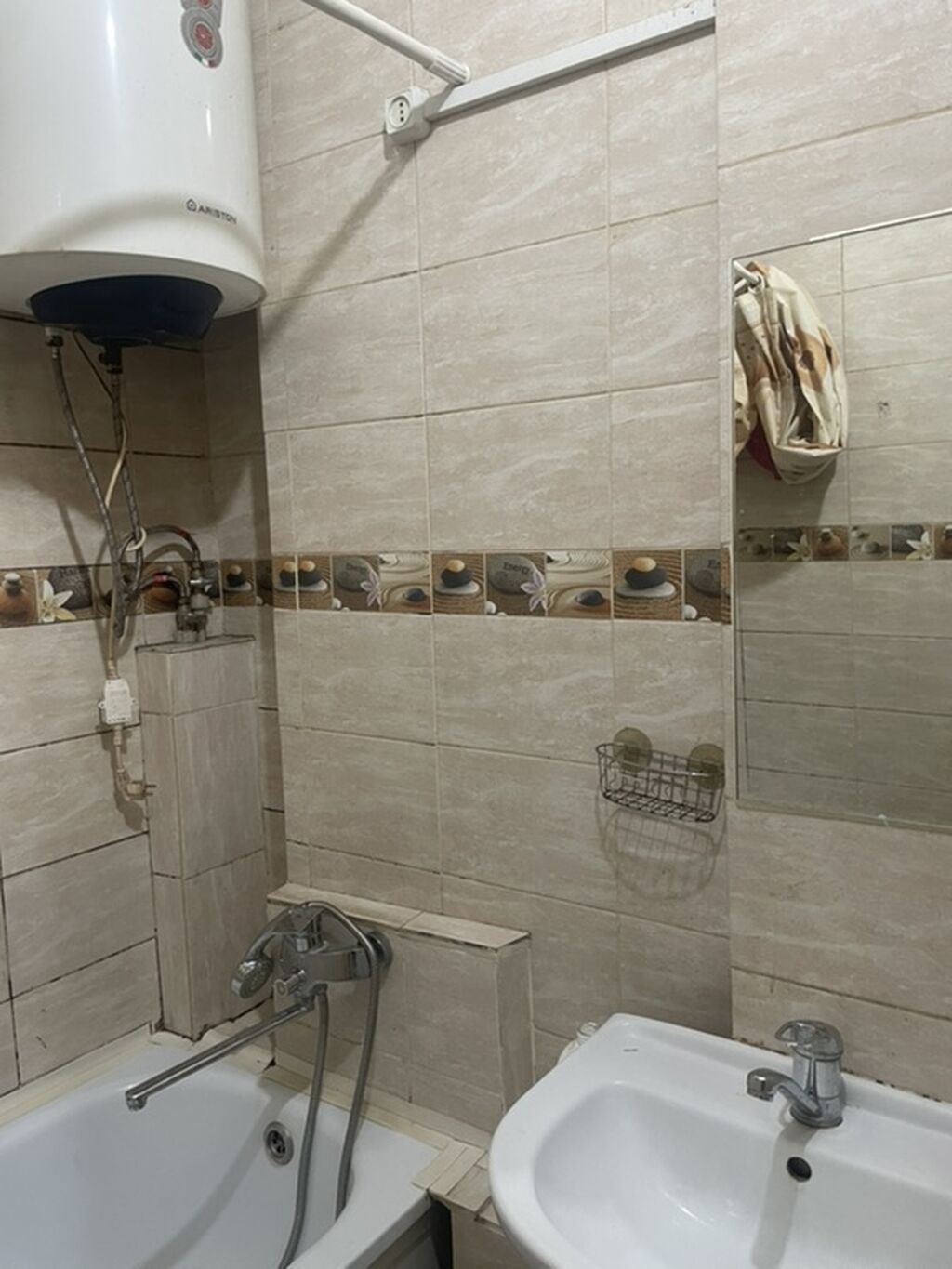 4 комнаты, 92 м², Тунгуч мкр 106 серия улучшенная, 8 этаж, Косметический ремонт: фото 3