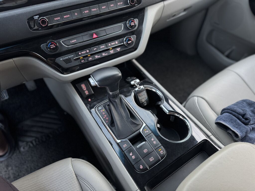 Kia Carnival: 2019 г., 2.2 л, Автомат, Дизель, Кроссовер: фото 8