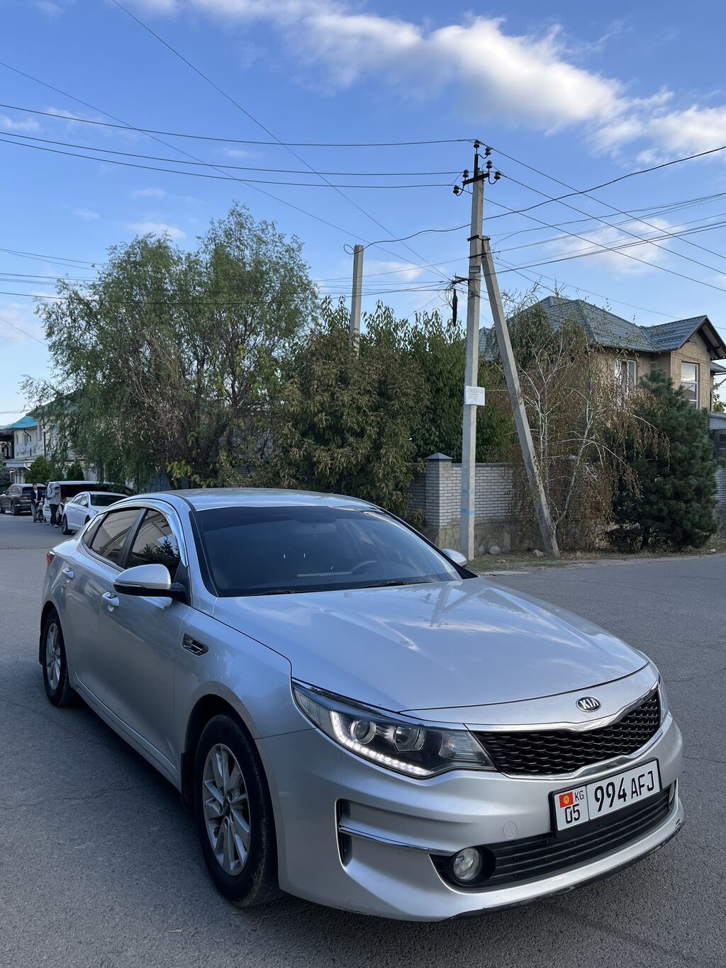 Срочно продаю Kia K5, 2016 г., 2 л, автомат, газ: фото 2