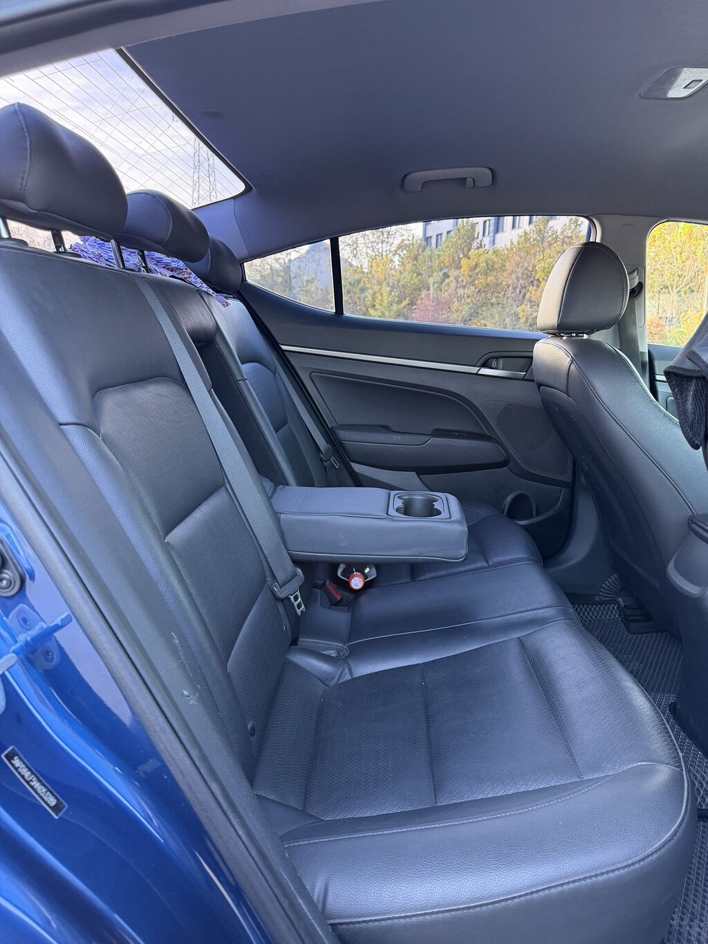 Hyundai Elantra: 2016 г., 2 л, Автомат, Бензин, Седан: фото 8