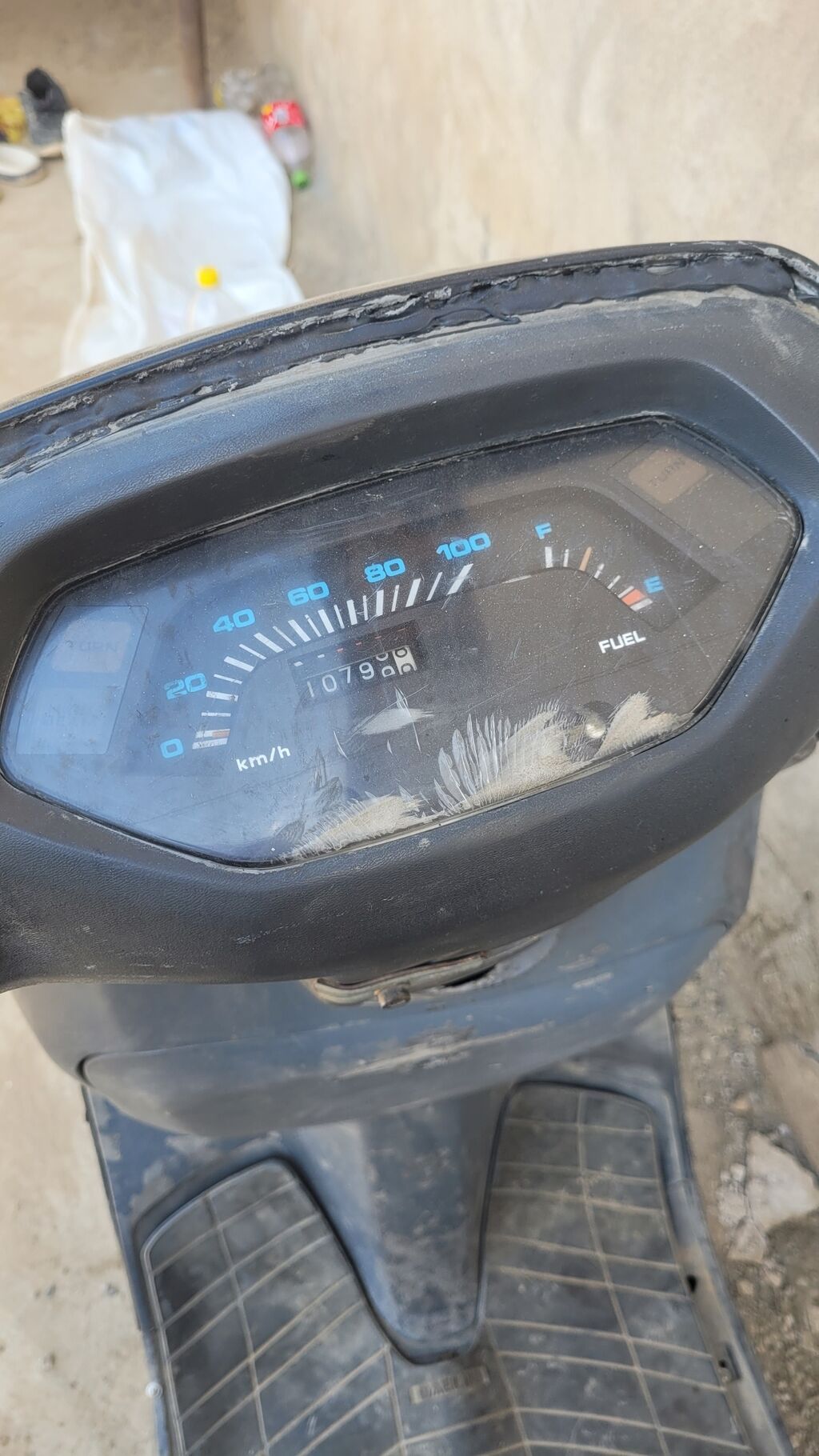 Скутер honda lead 90 нет кикстартер,заводиться | 25000 KGS | Honda ...