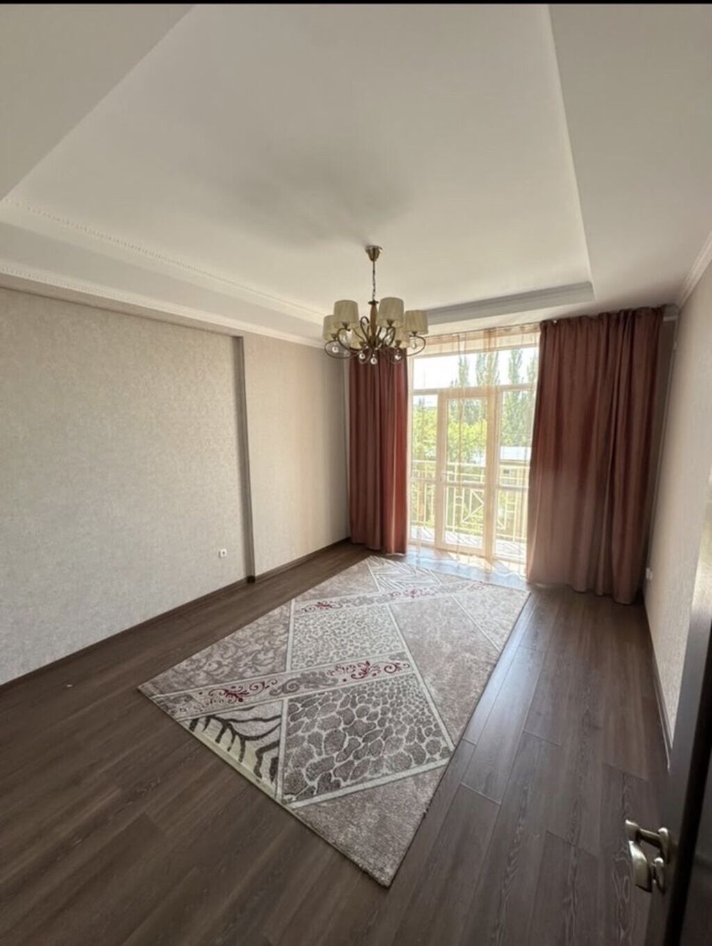 3 комнаты, 93 м², 4 мкр Элитка, 5 этаж, Евроремонт: фото 3