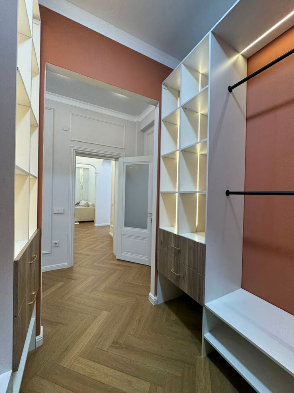 3 комнаты, 73 м², Южная Магистраль Элитка, 14 этаж, Дизайнерский ремонт: фото 5