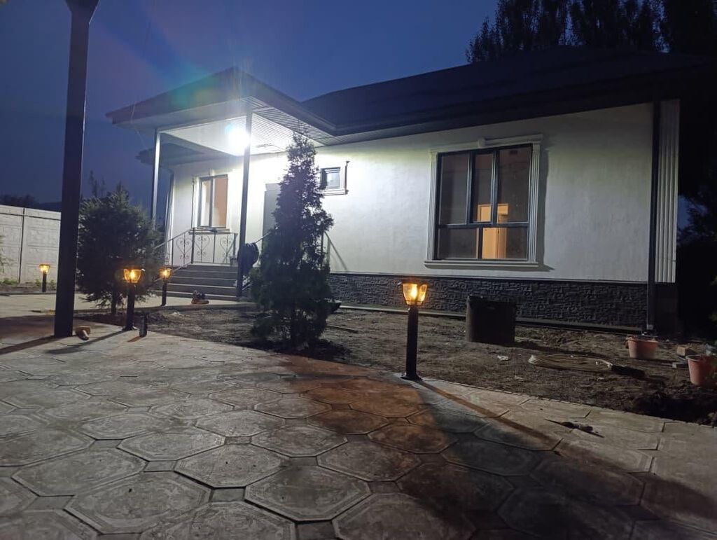 4 комнаты, 120 м², 3 соток, Бишкек, Аламедин-1 мкр Собственник: фото 1