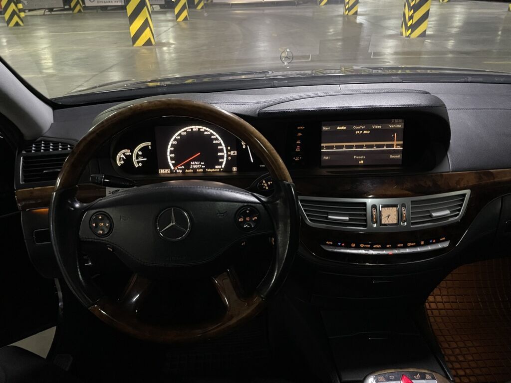 Mercedes-Benz S-Class: 2005 г., 5.5 л, Автомат, Бензин, Седан: фото 2