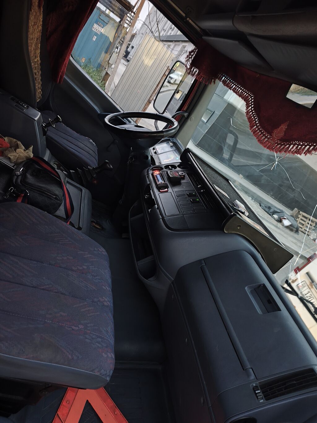 Грузовой автомобиль-рефрижератор Mercedes-Benz Atego. Срочно Атего: фото 7
