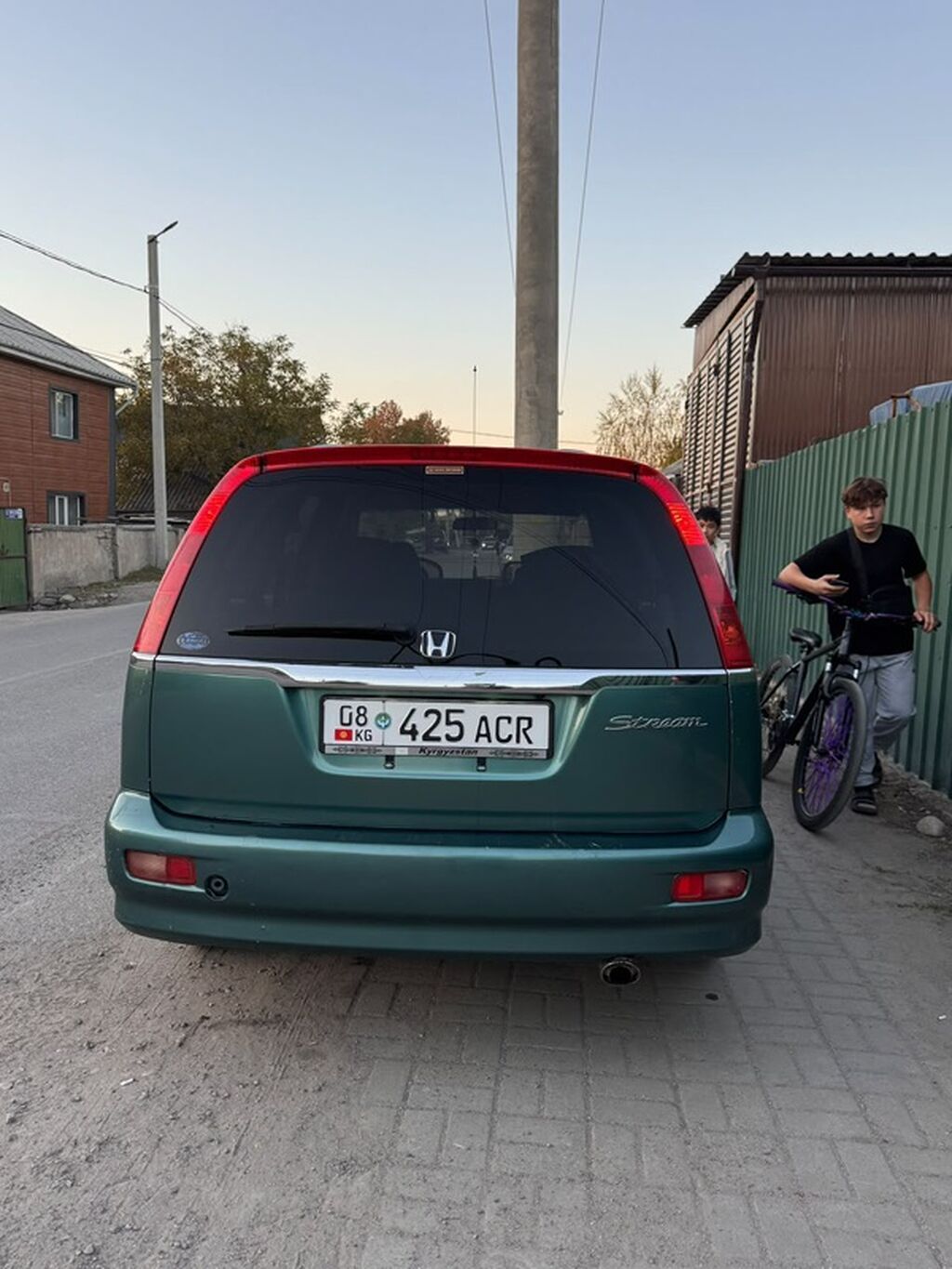 Honda Stream: 2001 г., 1.7 л, Автомат, Бензин, Минивэн: фото 5