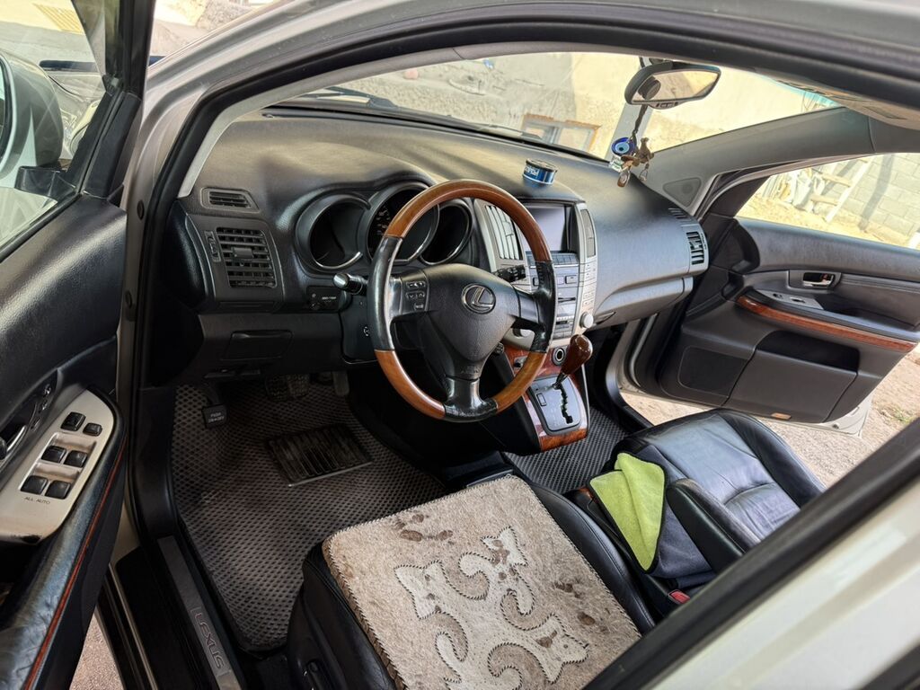 Lexus RX: 2004 г., 3.3 л, Автомат, Бензин, Кроссовер: фото 5