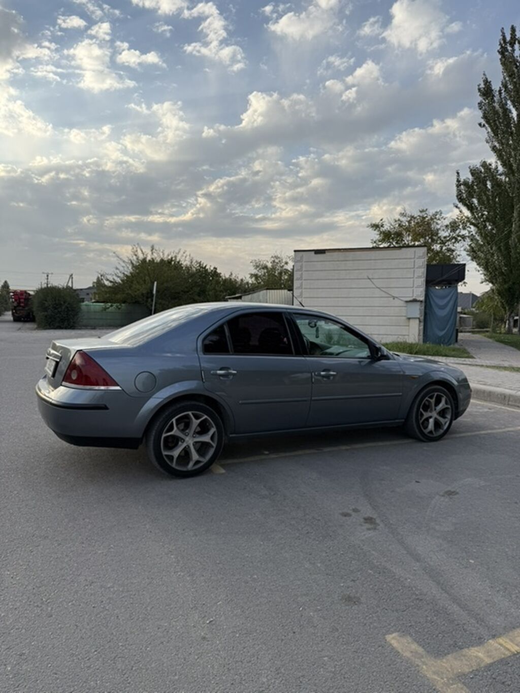 Ford Mondeo: 2002 г., 2 л, Автомат, Бензин, Седан: фото 5