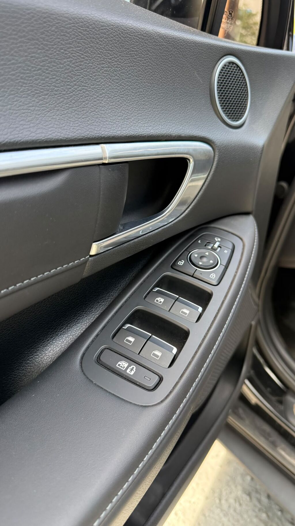 Hyundai Elantra: 2022 г., 2 л, Автомат, Газ, Седан: фото 3
