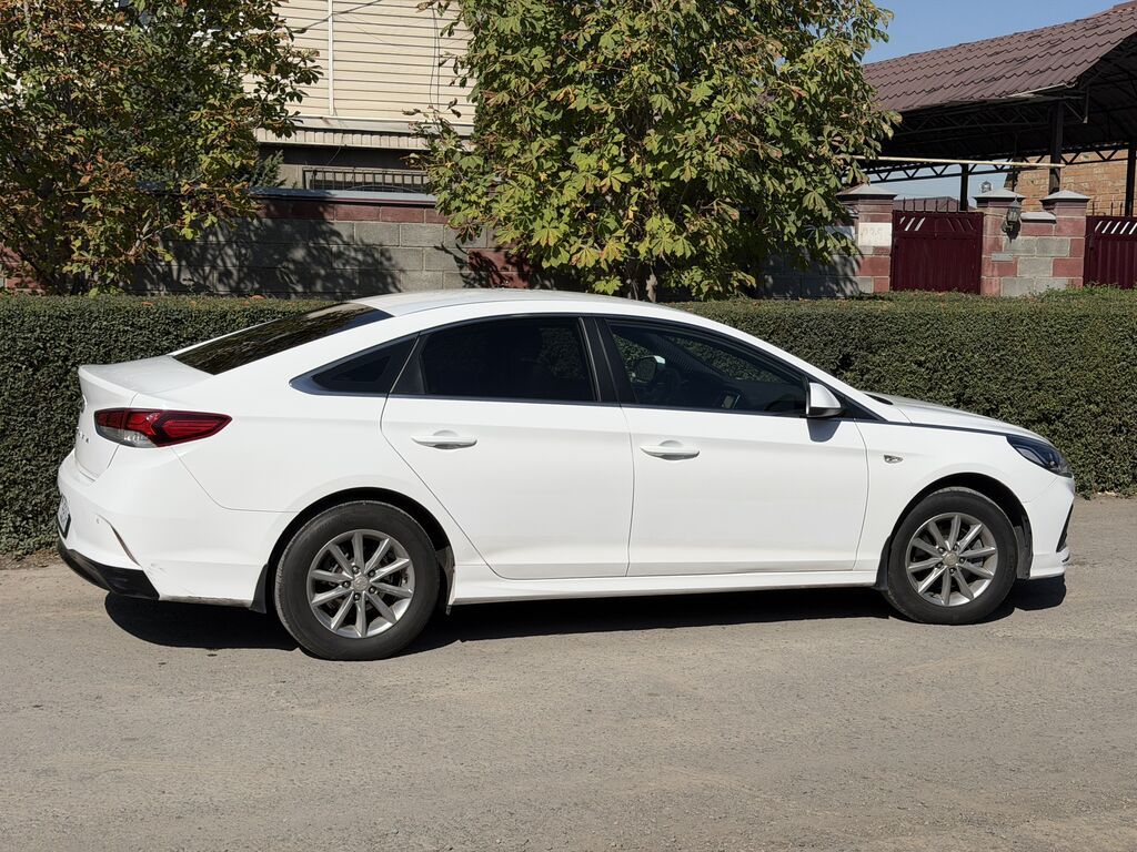 Hyundai Sonata: 2019 г., 2 л, Автомат: фото 4