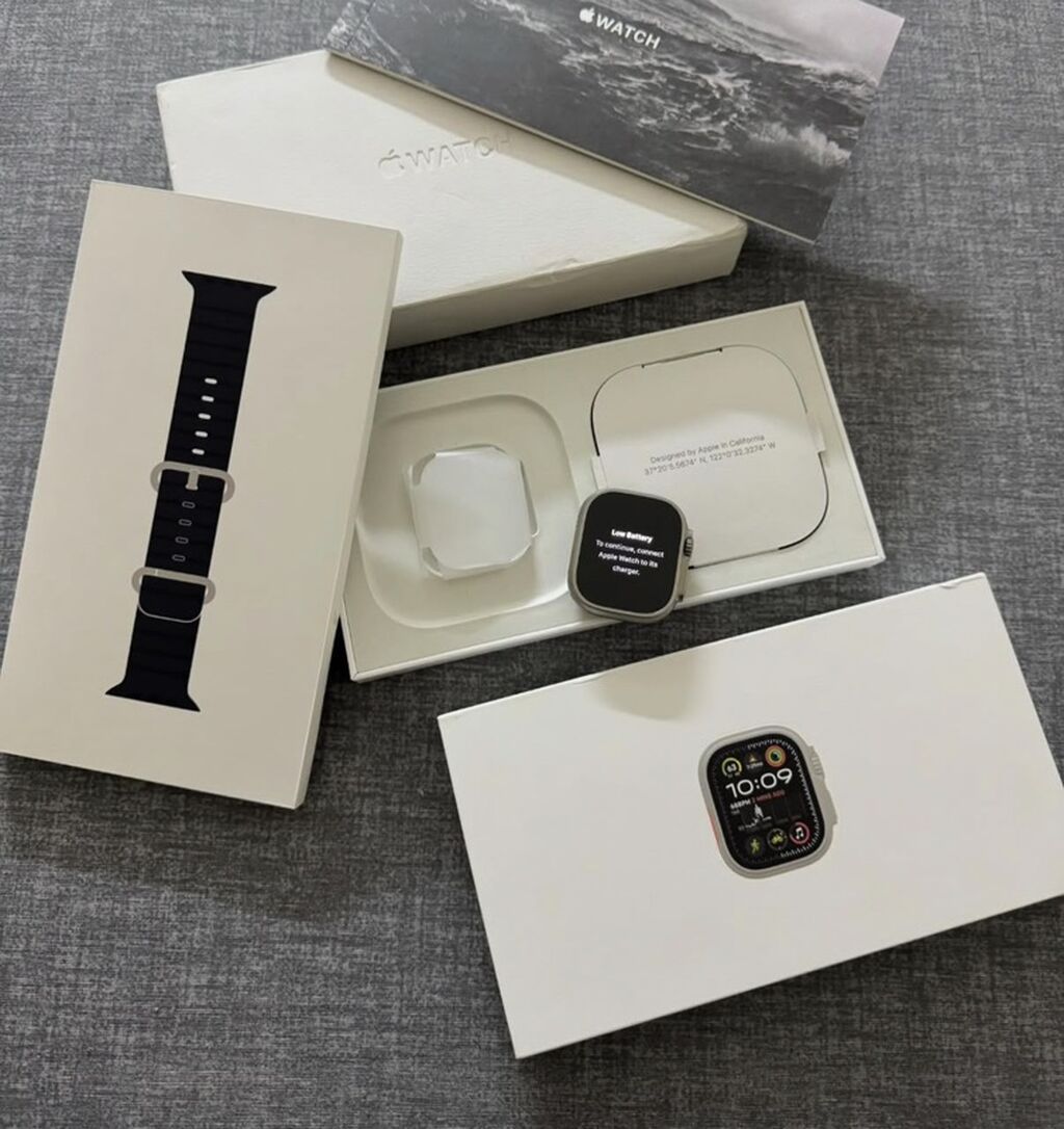 Apple Watch Ultra (49 mm) – Titan korpus, Ocean Band üslubunda qara
