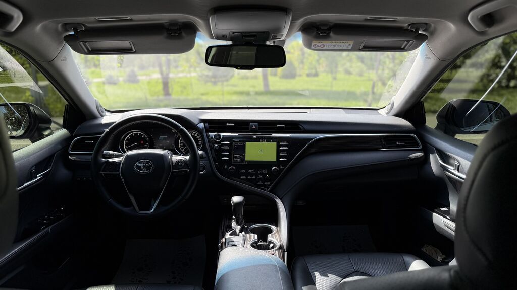 Toyota Camry: 2020 г., 3.5 л, Автомат, Бензин, Седан: фото 8