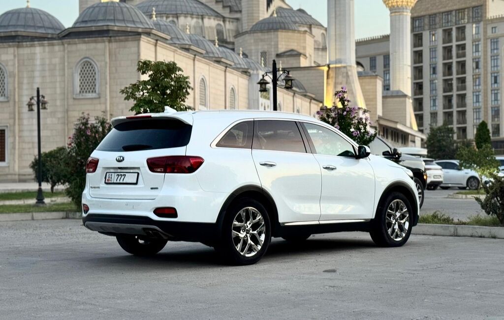 Kia Sorento: 2020 г., 2 л, Автомат, Дизель, Кроссовер: фото 3