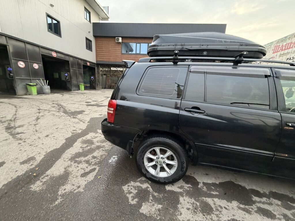 Toyota Kluger: 2003 г., 3 л, Автомат, Газ, Кроссовер: фото 8