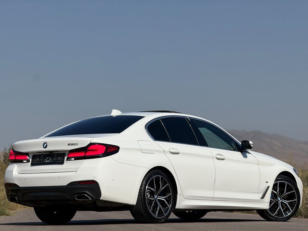 BMW 5 series: 2021 г., 2 л, Автомат, Бензин, Седан: фото 4