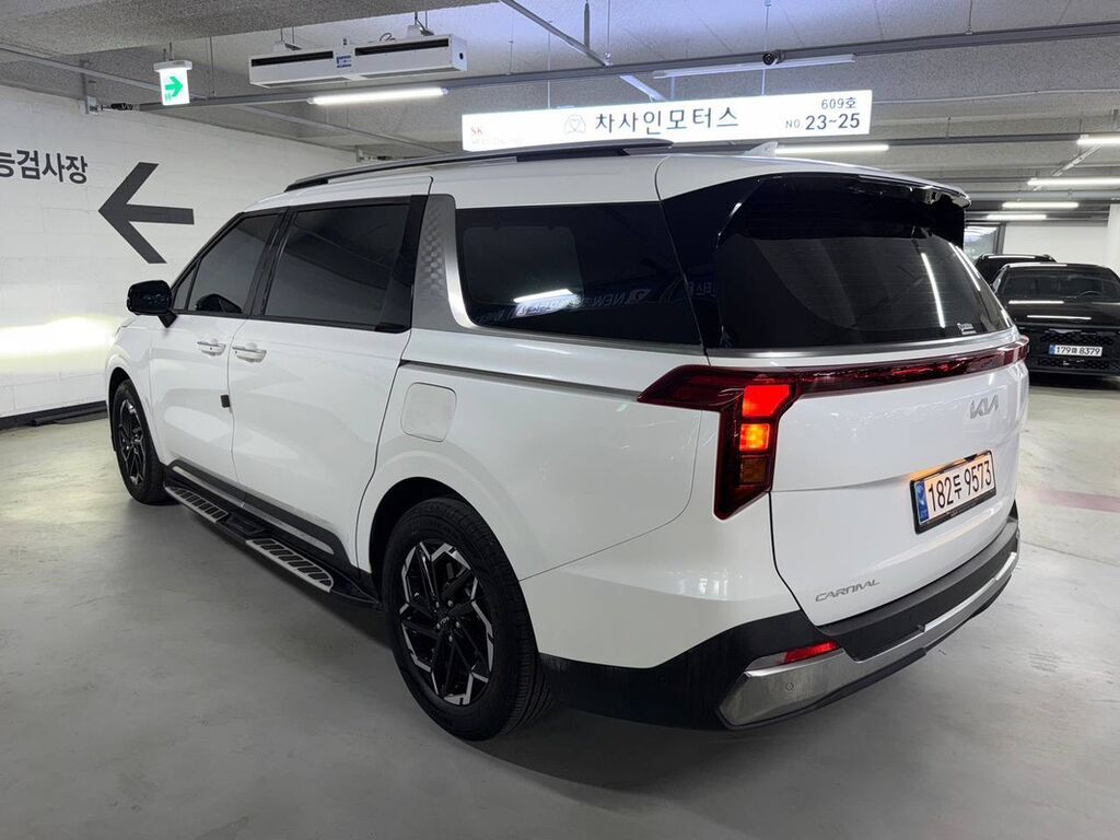 Kia Carnival: 2024 г., 2.2 л, Автомат, Дизель, Минивэн: фото 4