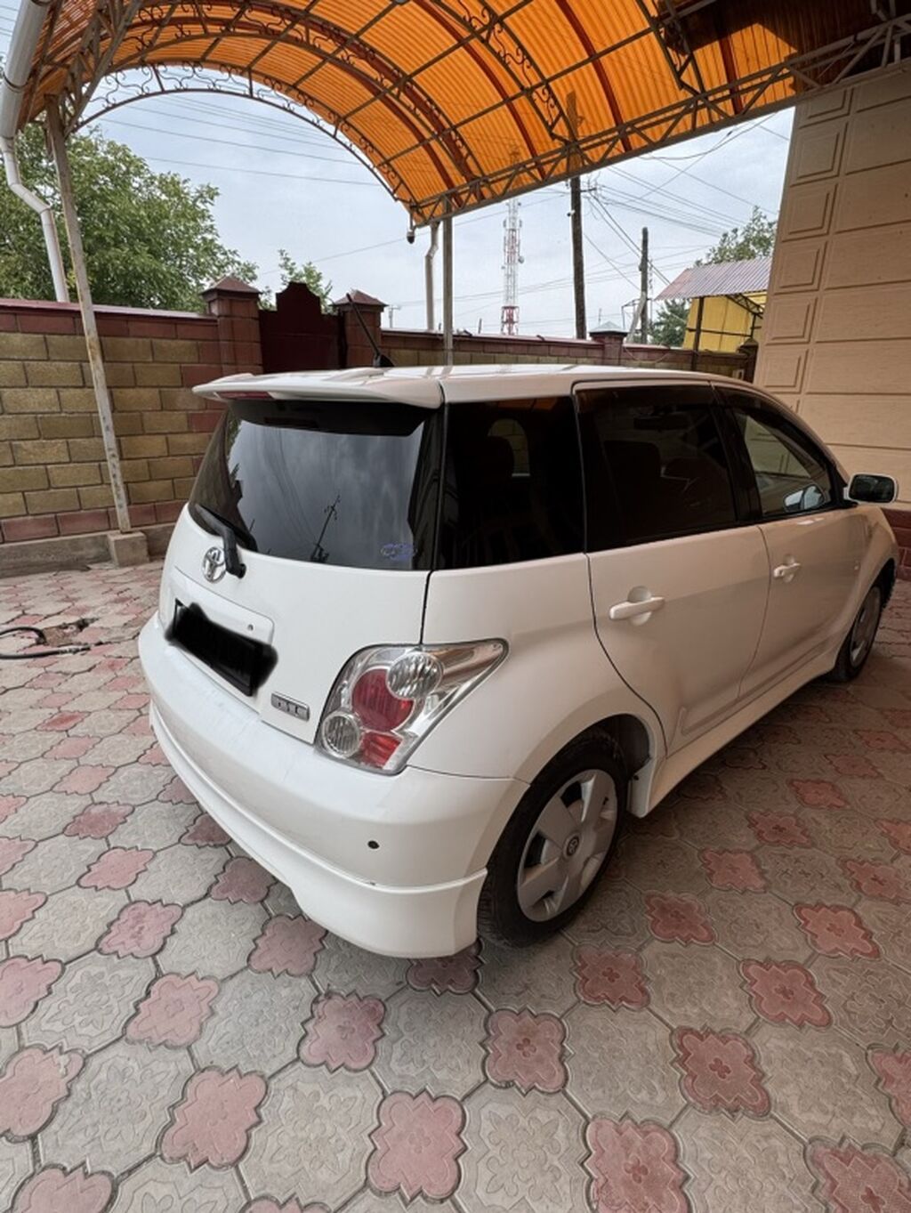 Toyota Ist: 2004 г., 1.5 л, Автомат, Бензин, Хэтчбэк: фото 6