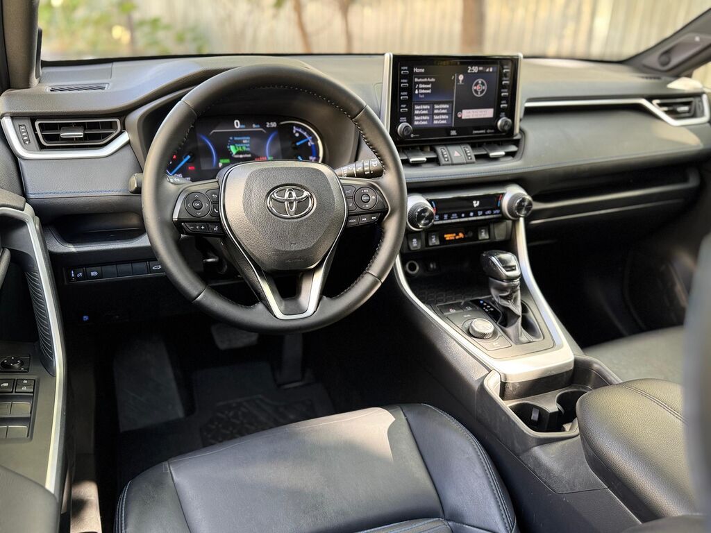 Toyota RAV4: 2019 г., 2.5 л, Автомат, Гибрид, Кроссовер: фото 7
