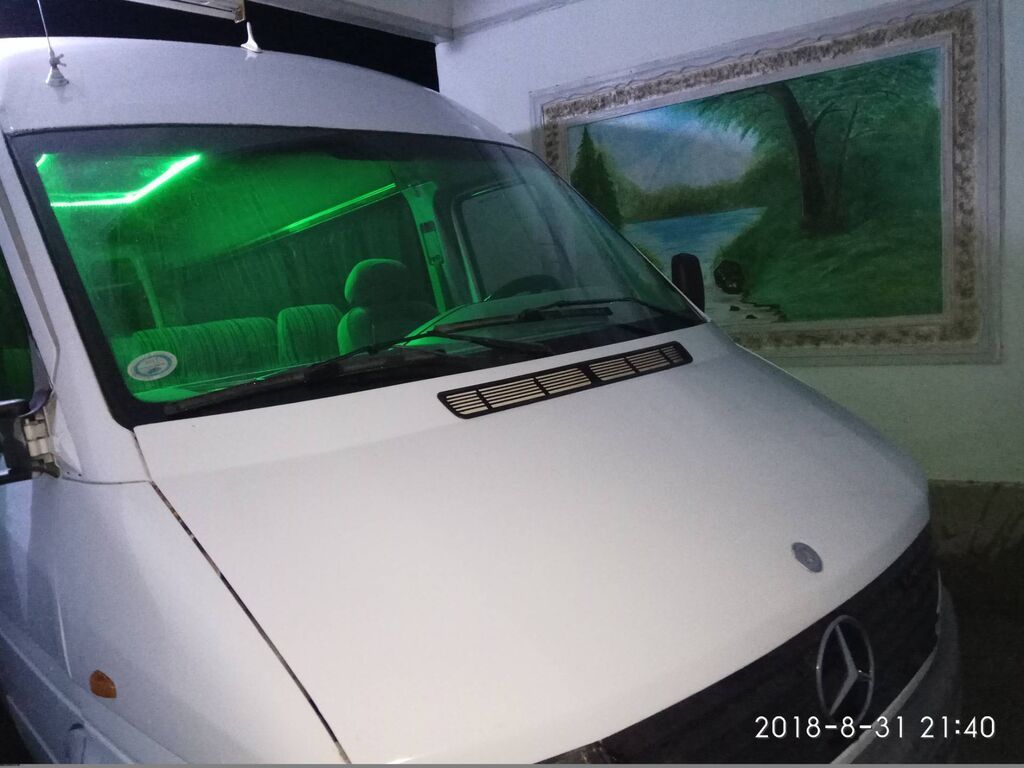 Mercedes-Benz Спринтер: 1996 г., 2.3 л, Механика, Дизель, Бус: фото 4
