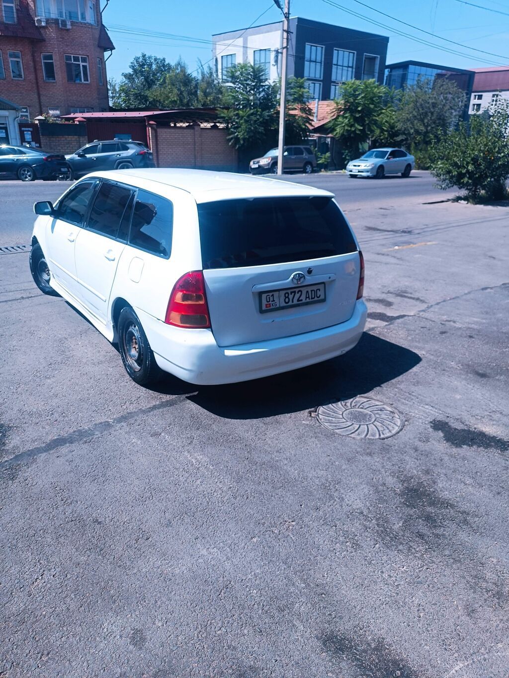 Toyota : 2001 г., 1.8 л, Автомат, Бензин, Универсал: фото 3