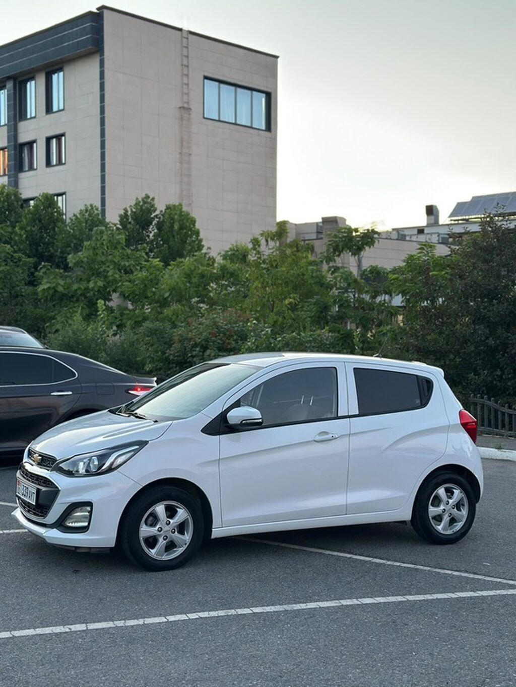 Chevrolet Spark: 2021 г., 1 л, Автомат, Бензин, Хэтчбэк: фото 4