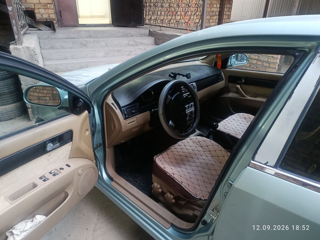 Daewoo Gentra: 2004 г., 1.6 л, Механика, Бензин, Седан: фото 5