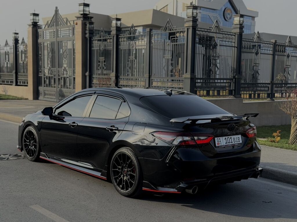 Toyota Camry: 2022 г., 3.5 л, Автомат, Бензин, Седан: фото 5