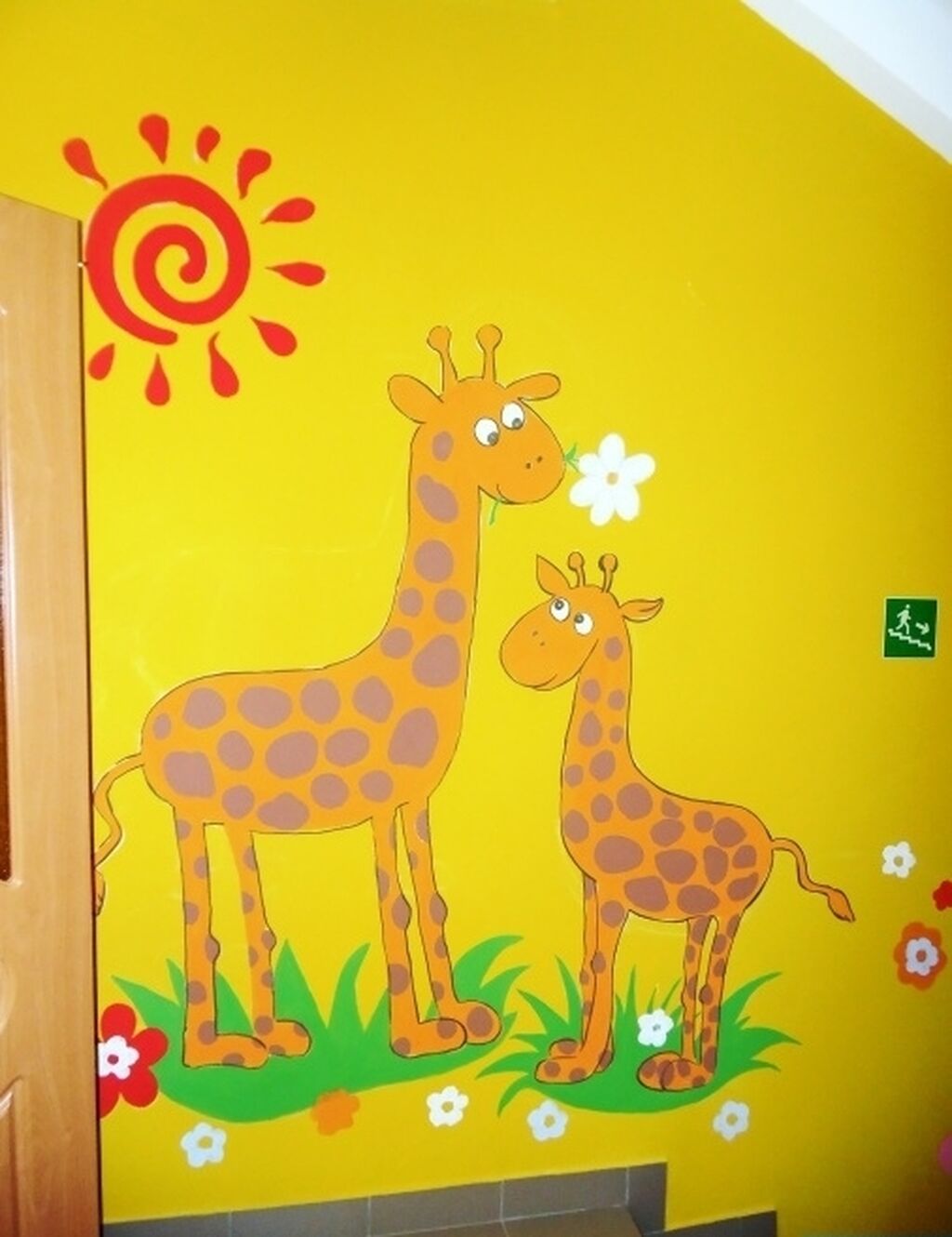 Рисуем на стенах в детском саду
