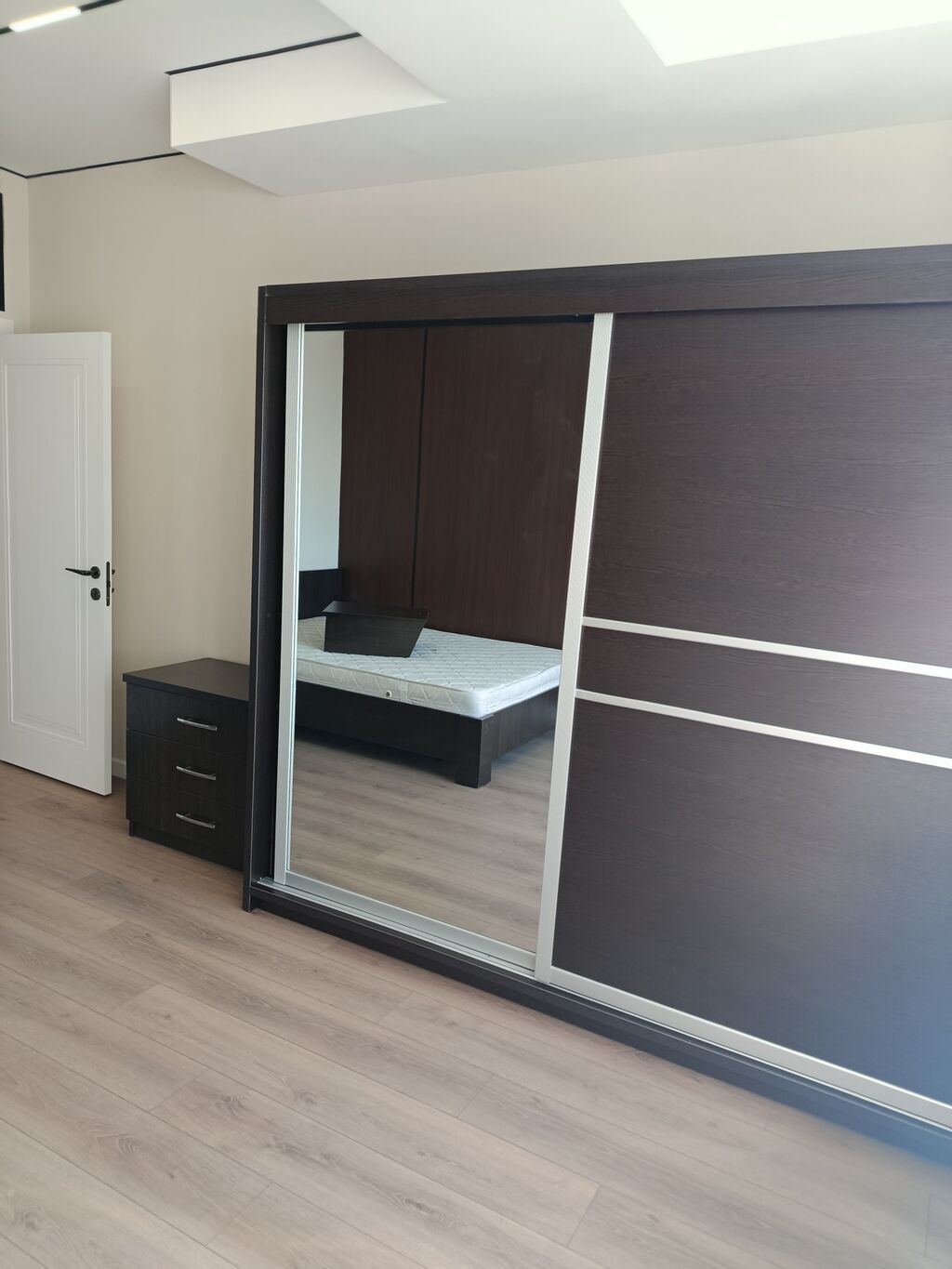 3 комнаты, 84 м², 7 мкр 10 этаж: фото 6