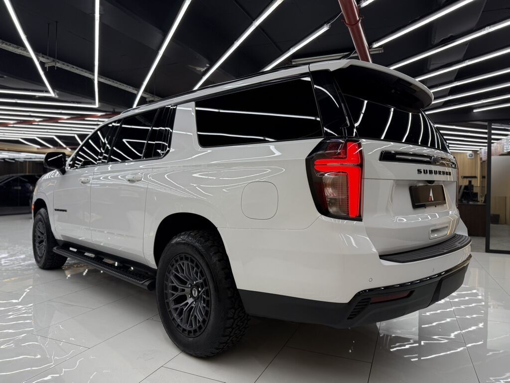 Chevrolet Suburban: 2023 г., 5.3 л, Автомат, Бензин, Внедорожник: фото 7