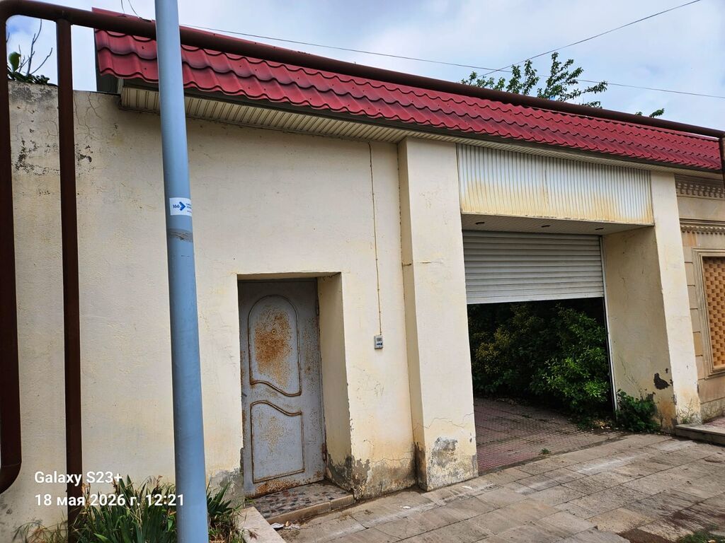 10 otaq, 377 kv. m, Yeni təmirli