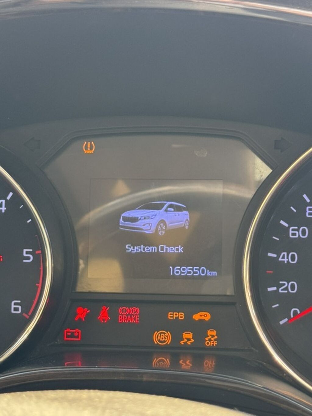 Kia Carnival: 2019 г., 2.2 л, Автомат, Дизель, Минивэн: фото 6