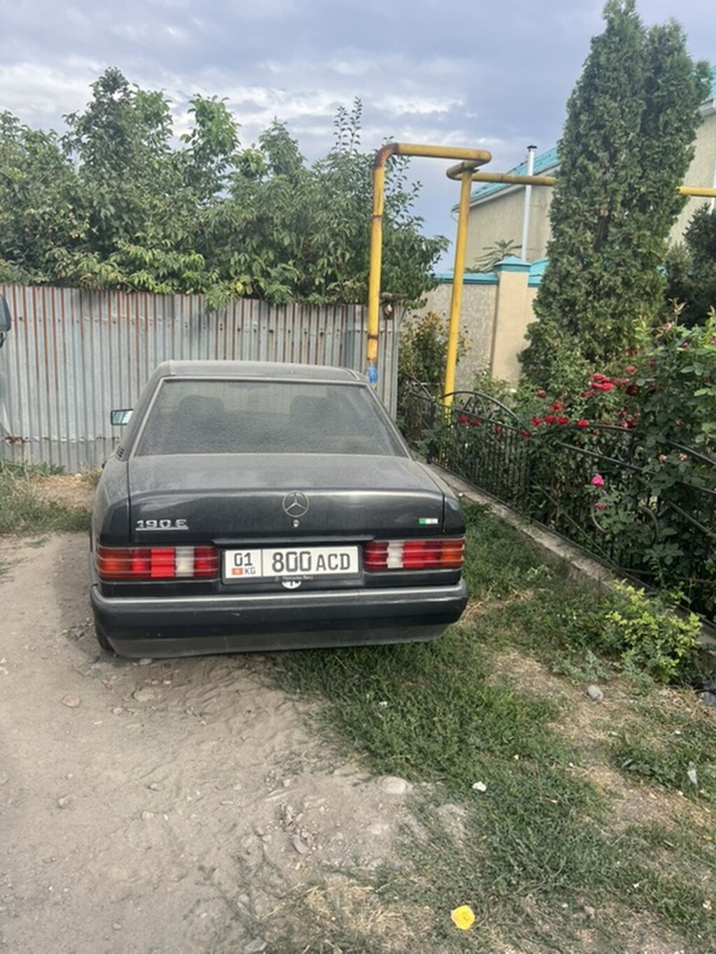 Mercedes-Benz 190: 1989 г., 2 л, Механика, Бензин, Седан: фото 5