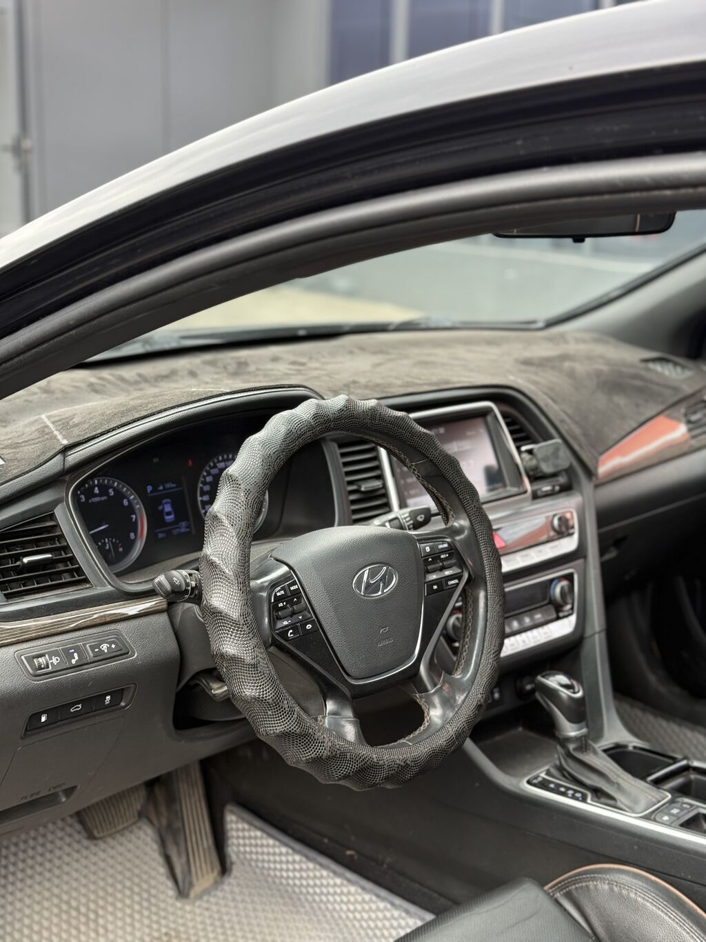Hyundai Sonata: 2019 г., 1.6 л, Автомат, Бензин, Седан: фото 4