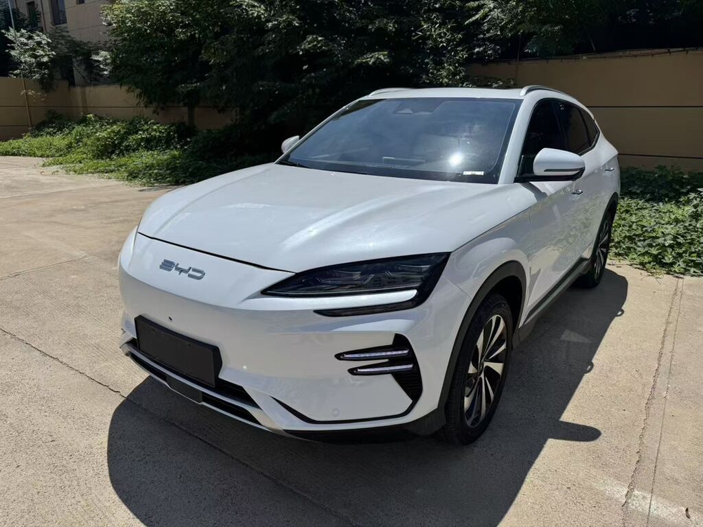 BYD Song Plus: 2023 г., Гибрид, Кроссовер: фото 3
