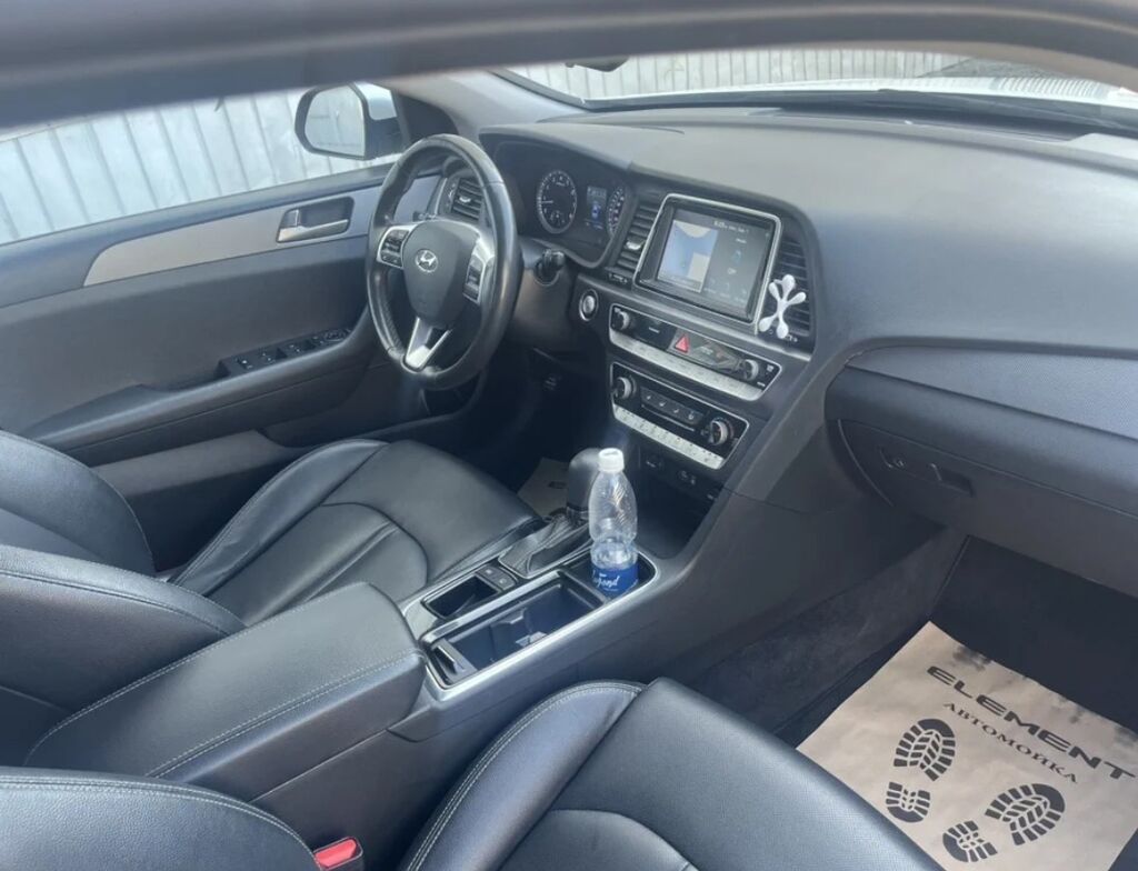 Hyundai Sonata: 2018 г., 2 л, Автомат, Газ, Седан: фото 6