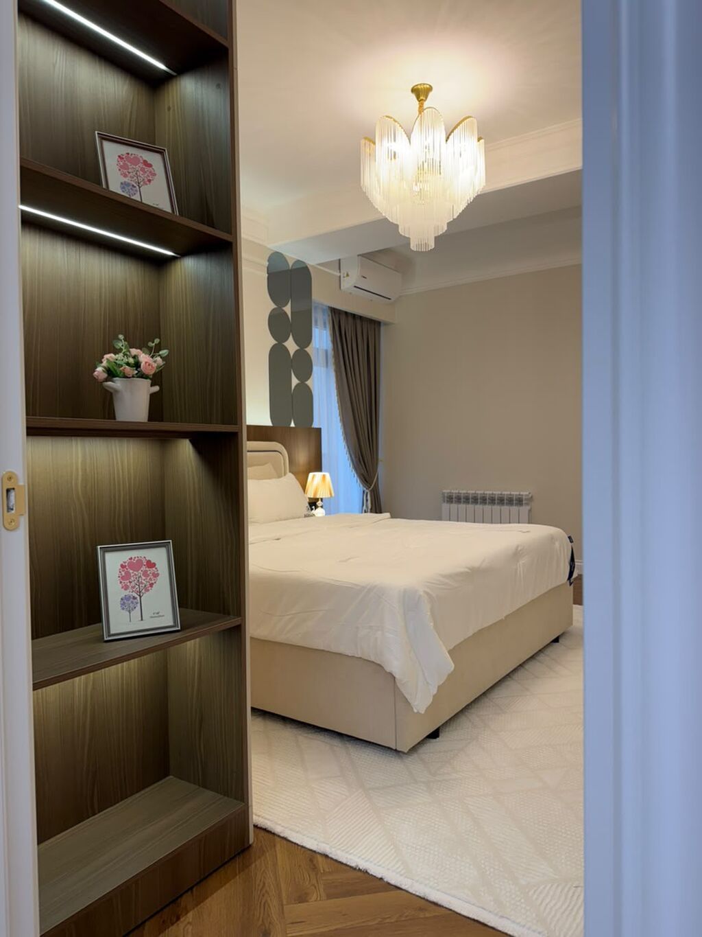 3 комнаты, 100 м², Юг-2 мкр Элитка, 12 этаж, Дизайнерский ремонт: фото 3