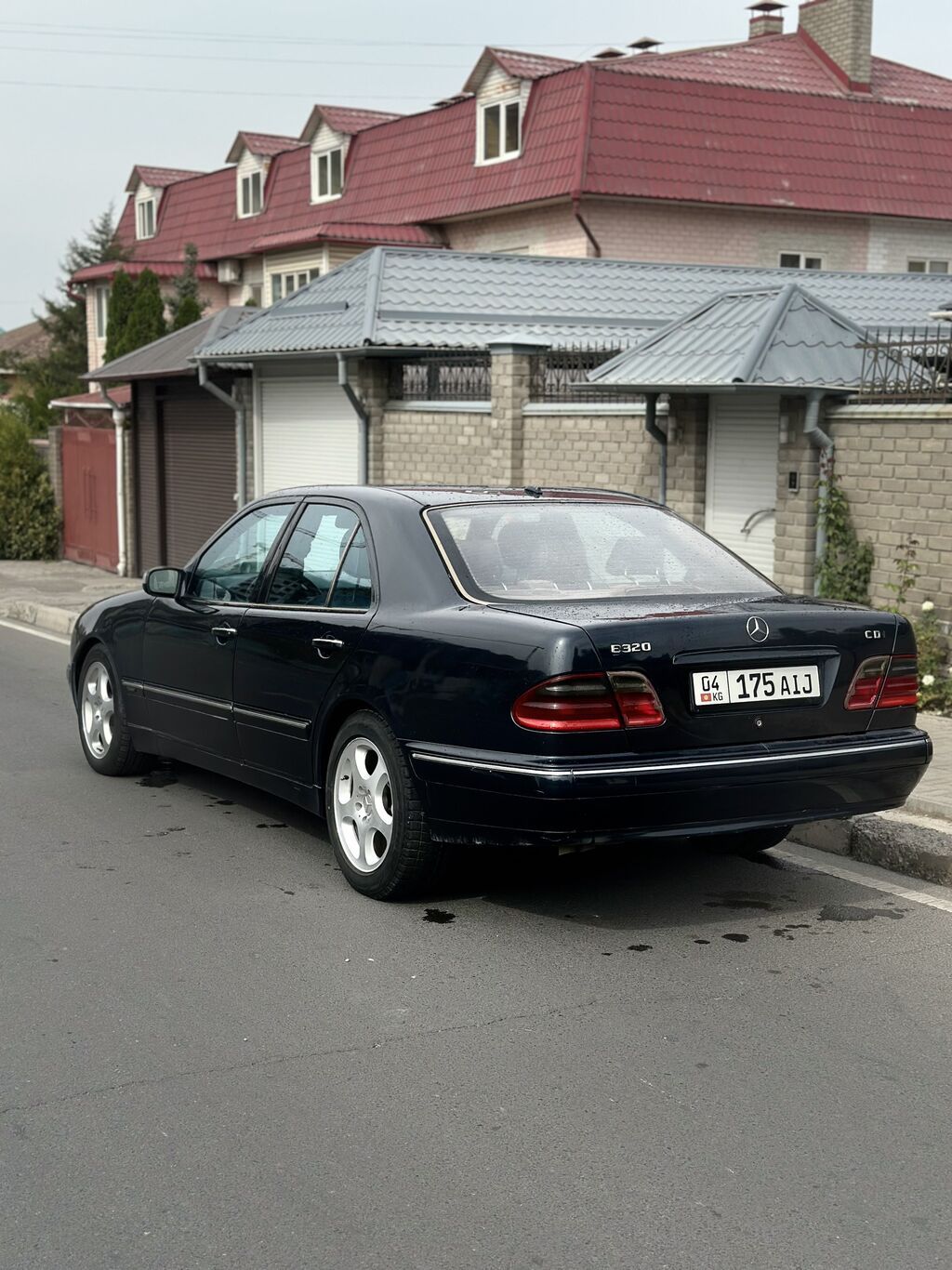 Mercedes-Benz E-Class: 2001 г., 3.2 л, Автомат, Дизель, Седан: фото 4