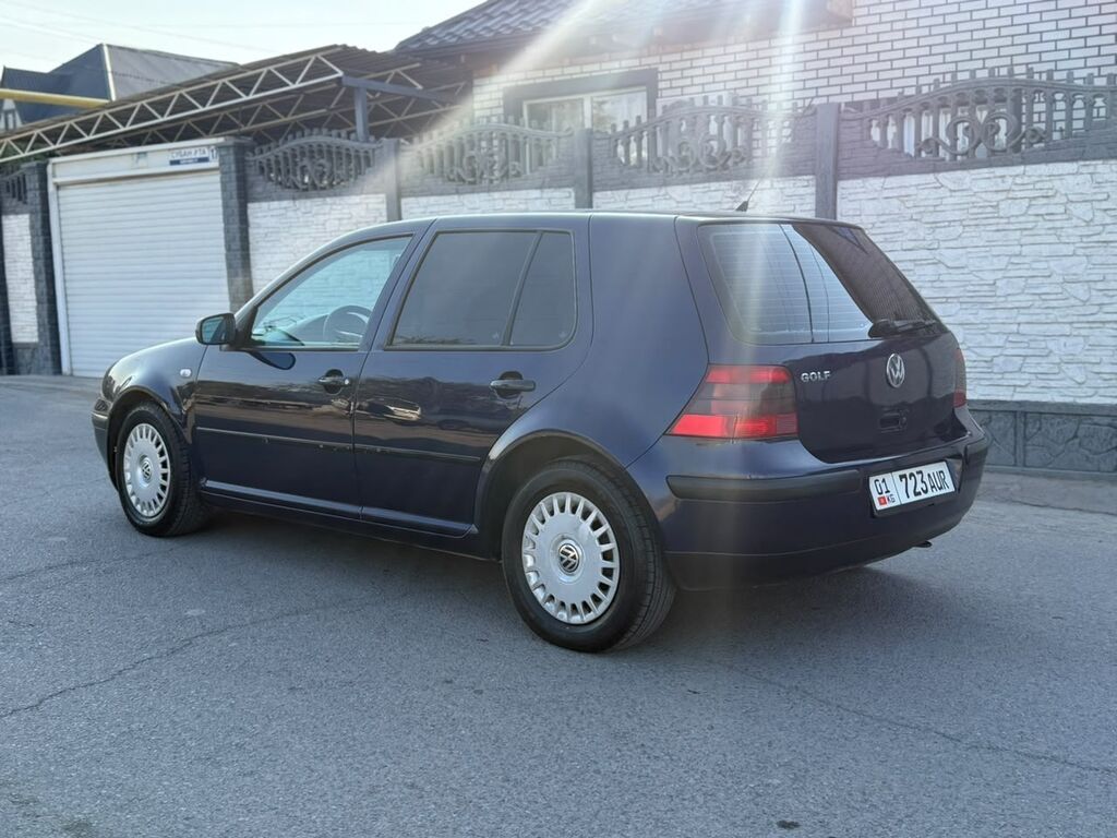 Volkswagen Golf: 2001 г., 1.4 л, Механика, Бензин, Хэтчбэк: фото 5