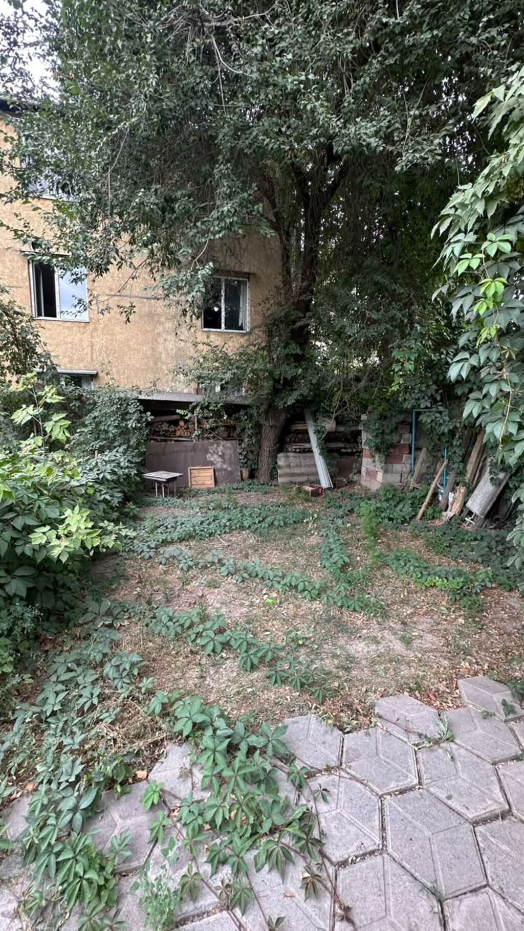 Продается дом с земельным участком в районе Пишпека • Площадь дома —: фото 7
