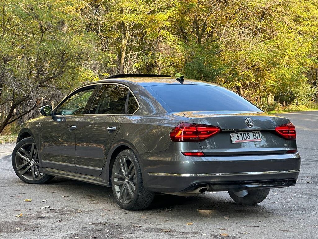 Volkswagen Passat: 2019 г., 2 л, Автомат, Бензин, Седан: фото 2