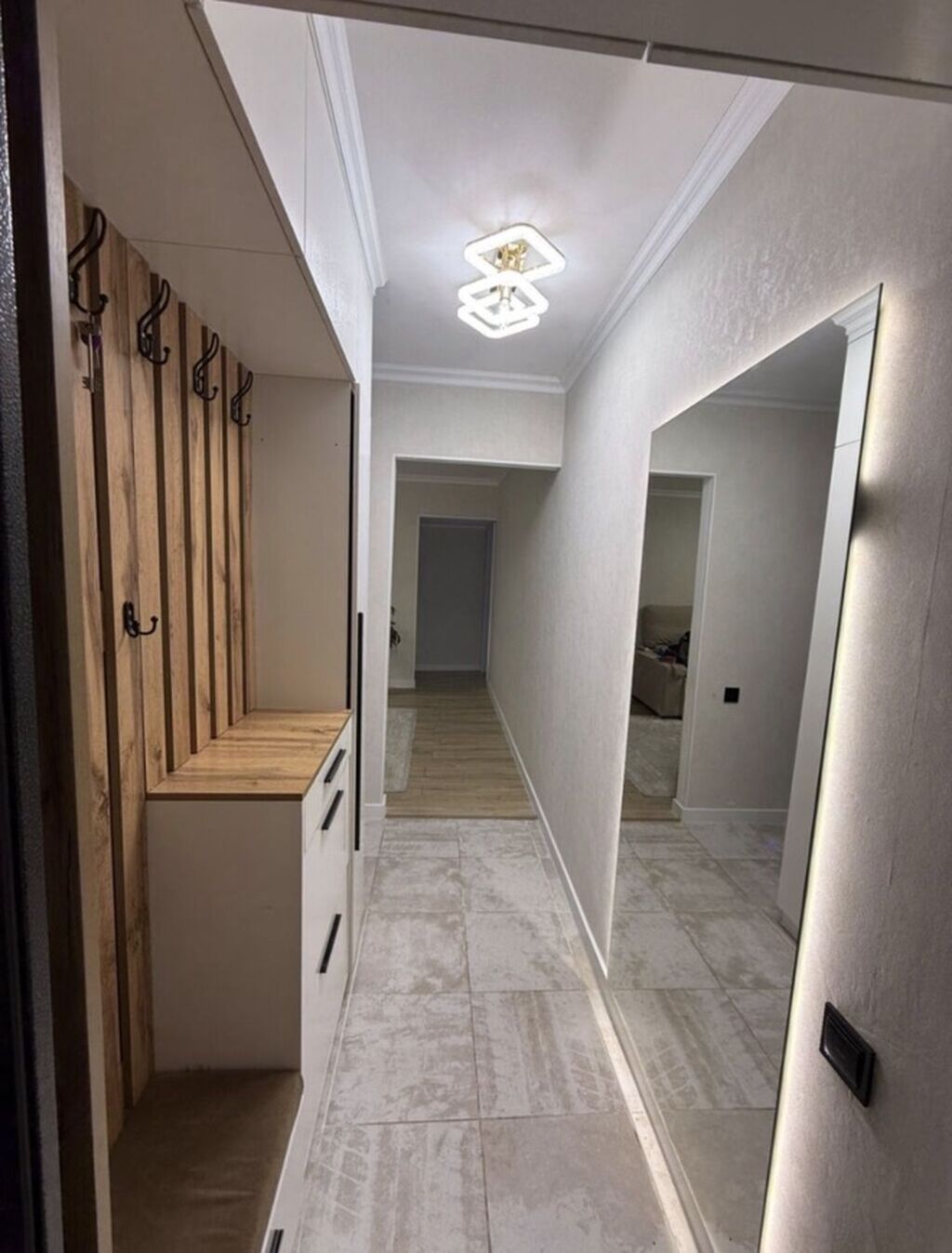Подселение в просторную светлую квартиру Адрес: 8-й микрорайон, дом: фото 2
