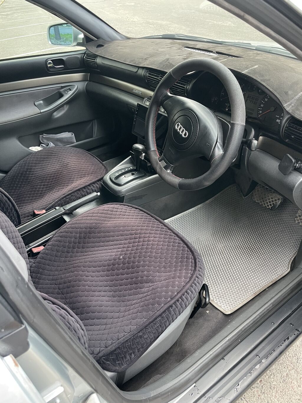 Audi A4: 1999 г., Автомат, Бензин, Седан: фото 5